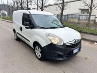 Usata Opel Combo 90 CV (66 kW) 2015 Other Monovolume