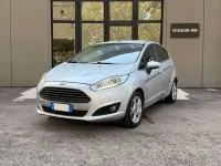 Usata Ford Fiesta Titanium 80 CV (58 kW) 2016 Argento Utilitaria