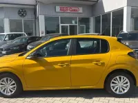 Usata Peugeot 208 Active 75 CV (55 kW) 2023 Giallo Utilitaria