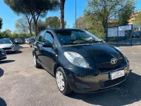 Usata Toyota Yaris Sol 69 CV (50 kW) 2010 Nero Utilitaria