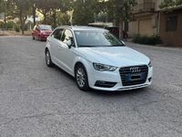 Begagnad Audi A3 Attraction 110 HK (80 kW) 2015 Vit Sedan