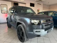 Usata Land Rover Defender SE Dynamic 248 CV (182 kW) 2022 Grigio SUV