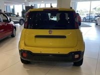 Usata Fiat Panda Cross Cross 69 CV (50 kW) 2025 Giallo Utilitaria