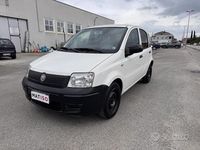 Usata Fiat Panda Active 69 CV (50 kW) 2011 Bianco Utilitaria