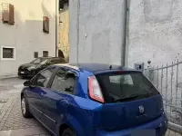 Usata Fiat Punto Evo Dynamic 77 CV (56 kW) 2009 Bluazzurro Utilitaria