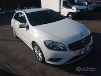 Usata Mercedes A160 Executive 90 CV (66 kW) 2014 Bianco Utilitaria