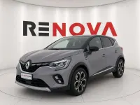 Usata Renault Captur Techno 100 CV (73 kW) 2023 Grigio SUV