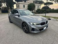 Usata BMW 318 149 CV (109 kW) 2022 Grigio Station wagon