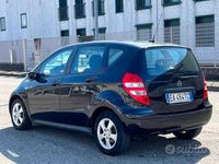 usata Mercedes A150 benzina - 2009 - 116.000km