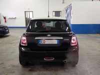 Usata Mini Cooper 120 CV (88 kW) 2010 Nero Utilitaria