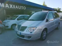 Usata Lancia Phedra 170 CV (125 kW) 2010 Grigio Monovolume