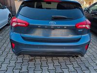 Usata Ford Focus ST-Line 120 CV (88 kW) 2018 Blu Berlina