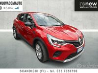 Usata Renault Captur Zen 101 CV (74 kW) 2022 Rosso SUV