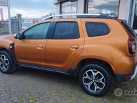 Usata Dacia Duster Lauréate 110 CV (80 kW) 2018 Marrone SUV