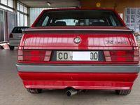Usata Alfa Romeo 75 148 CV (108 kW) 1989 Rosso Berlina