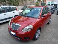 Usata Lancia Ypsilon 60 CV (44 kW) 2007 Rosso Utilitaria