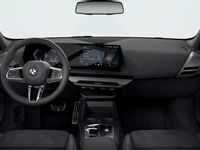 Nuova BMW 118 150 CV (110 kW) 2026 Alpin white pastello Utilitaria