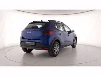 Usata Dacia Sandero Expression 91 CV (66 kW) 2023 Blu scuro Berlina