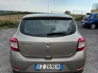 Usata Dacia Sandero Lauréate 72 CV (52 kW) 2015 Giallo Berlina