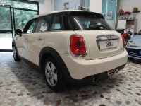 Usata Mini ONE 102 CV (75 kW) 2015 Beige Utilitaria