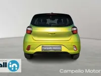 Nuova Hyundai i10 63 CV (46 kW) 2025 Giallo tetto nero Utilitaria