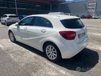 Usata Mercedes A160 102 CV (75 kW) 2017 Bianco Berlina