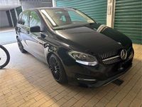 Usata Mercedes B180 109 CV (80 kW) 2015 Monovolume