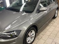 Usata VW Polo Comfortline 80 CV (58 kW) 2019 Grigio Utilitaria