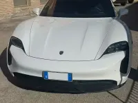 Usata Porsche Taycan 119 kW (163 CV) 2022 Bianco Berlina
