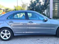 Usata Mercedes C320 Avantgarde 218 CV (160 kW) 2005 Grigio Berlina