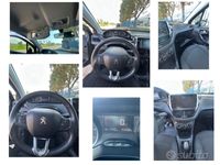 Usata Peugeot 208 Allure 82 CV (60 kW) 2012 Nero Utilitaria