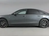 Usata Audi A8 Comfort 286 CV (210 kW) 2024 Grigio Berlina