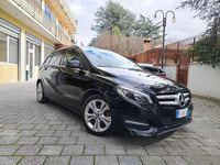 Usata Mercedes B180 109 CV (80 kW) 2018 Nero Monovolume