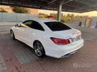 Usata Mercedes E220 184 CV (135 kW) 2017 Bianco Coupé