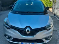 Usata Renault Scénic 110 CV (80 kW) 2019 Grigio Monovolume