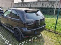 Usata Opel Corsa 90 CV (66 kW) 2006 Nero Utilitaria