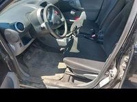 Gebraucht Toyota Aygo 68 PS (50 kW) 2010 Schwarz Kleinwagen