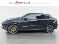 Usata Porsche Cayenne 462 CV (339 kW) 2023 Nero metallizzato SUV