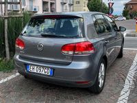 Usata VW Golf VI Comfortline 105 CV (77 kW) 2011 Grigio Utilitaria