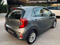 Usata Kia Picanto Urban 67 CV (49 kW) 2023 Grigio Utilitaria