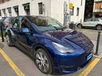 Usata Tesla Model Y 152 kW (208 CV) 2022 Bluazzurro SUV