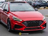 Usata Hyundai i30 N Performance 280 CV (205 kW) 2023 Rosso pastello Berlina