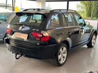 usata BMW X3 2.0d cat Futura 4x4