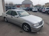 Usata Mercedes C200 193 CV (141 kW) 1998 Grigio Berlina