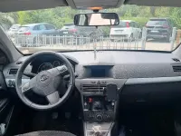 Käytetty Opel Astra 150 HP (110 kW) 2006 Musta Sedan