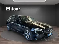 Usata Mercedes C220 200 CV (147 kW) 2022 Nero Station wagon