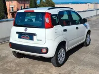 Usata Fiat Panda Lounge 69 CV (50 kW) 2013 Bianco Utilitaria