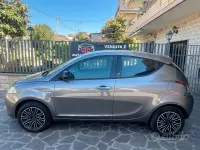 Usata Lancia Ypsilon Platinum 69 CV (50 kW) 2014 Grigio Utilitaria