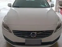 Usata Volvo V60 115 CV (84 kW) 2015 Bianco Station wagon