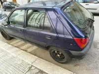 Usata Ford Fiesta 75 CV (55 kW) 2001 Blu Utilitaria